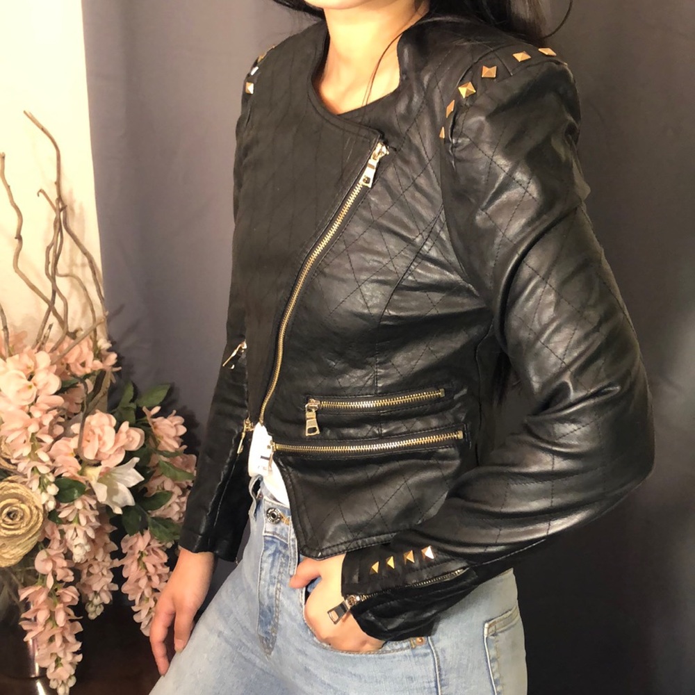 Black Jacket